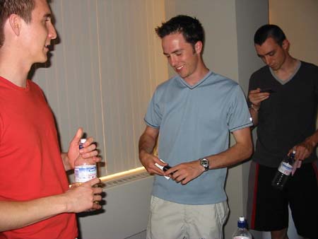 104-0405_IMG